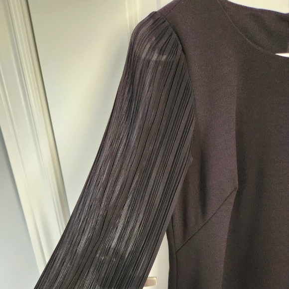 Black long sleeve dress size 4 - Picture 5 of 6